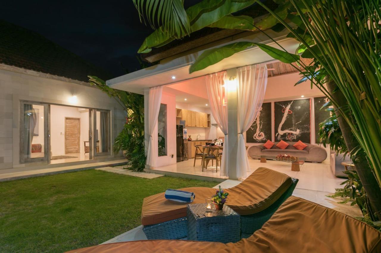 Villa Briana Seminyak By Villas R Us Extérieur photo